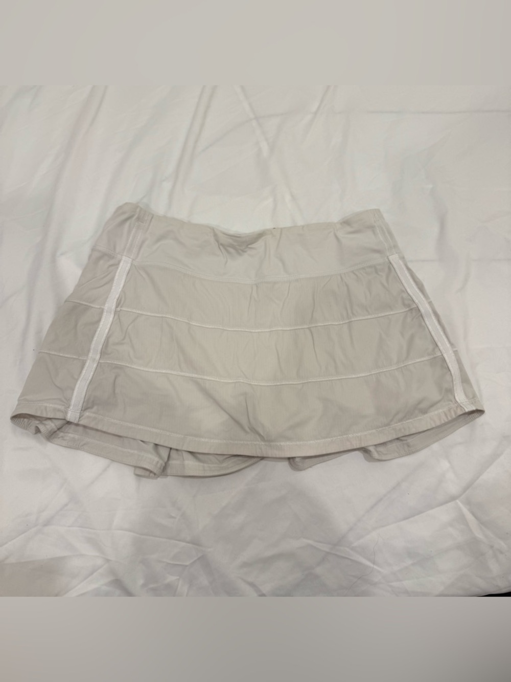 Lululemon Pace Rival Skirt White Size 8 Running Tennis Golf Athletic Skort Prep